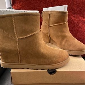 Ugg Classic Femme Mini Suede Wedge Boots